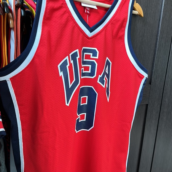 Mitchell & Ness Michael Jordan Red USA Olympic Basketball Authentic 1984 Jersey - Picture 2 of 7